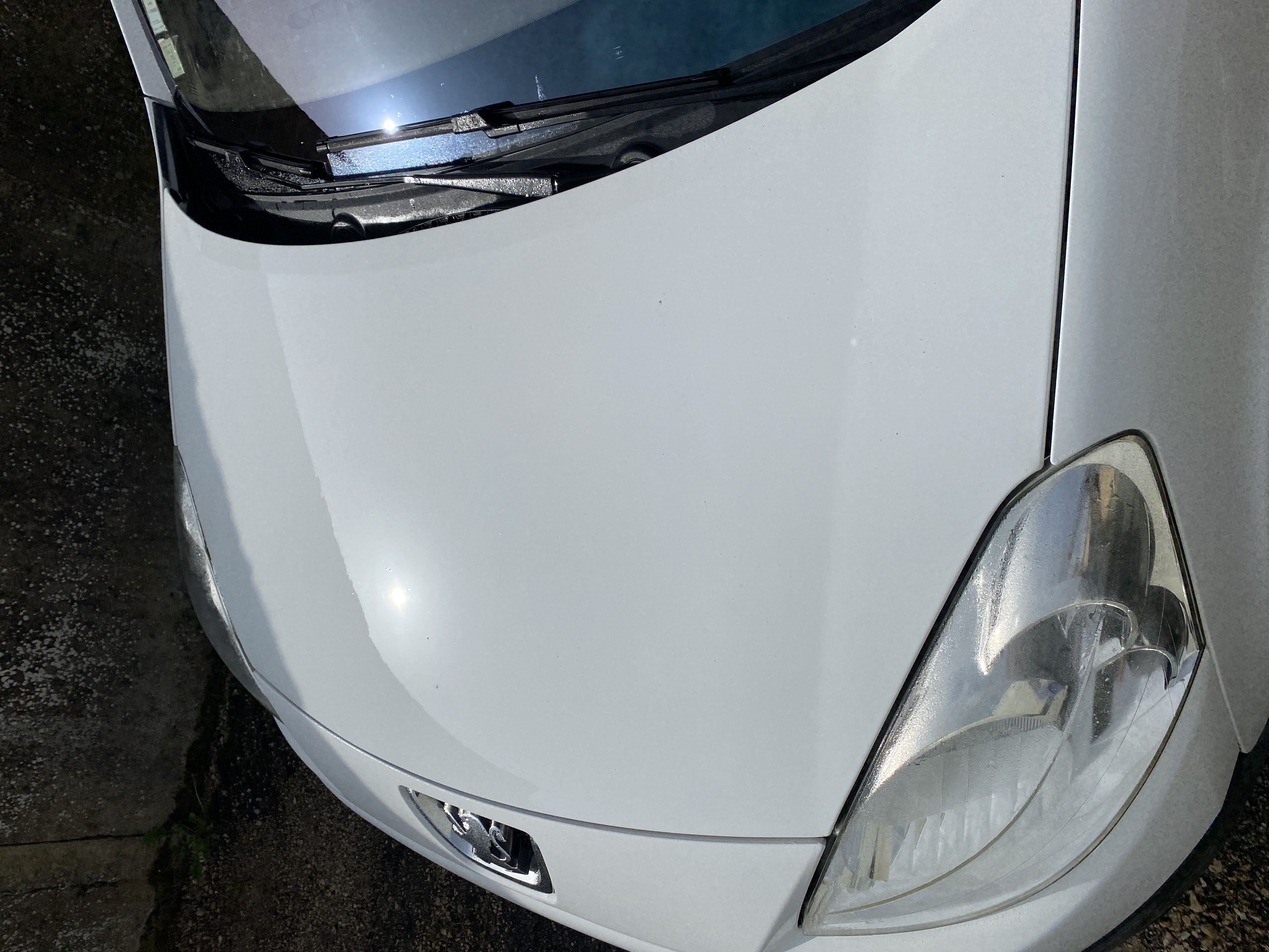 Après nettoyage carrosserie — finition impeccable